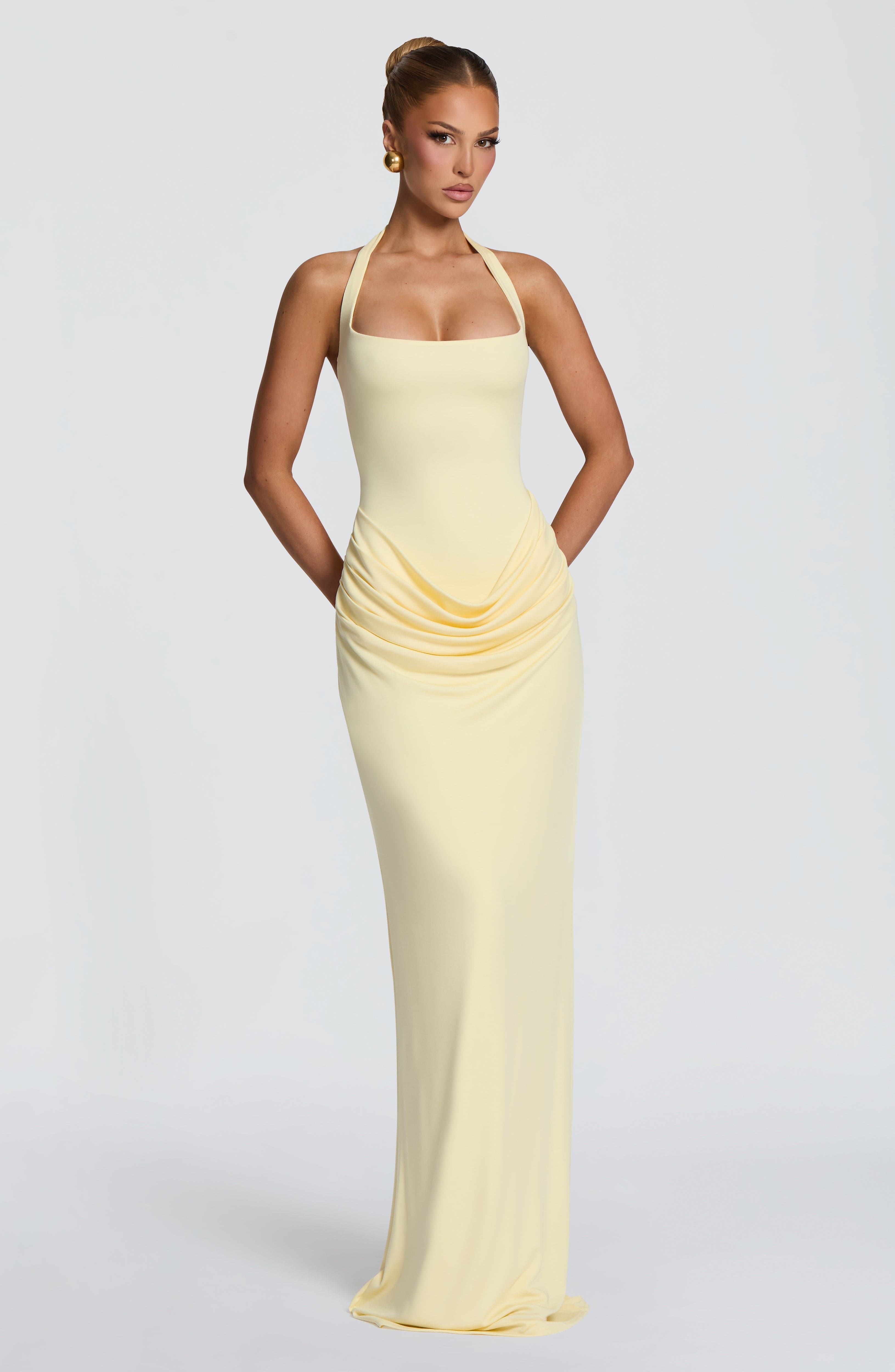 Halter Yaka Kare Kesim Maksi E - Maxi Dress Halter incelemesi ve fiyatı